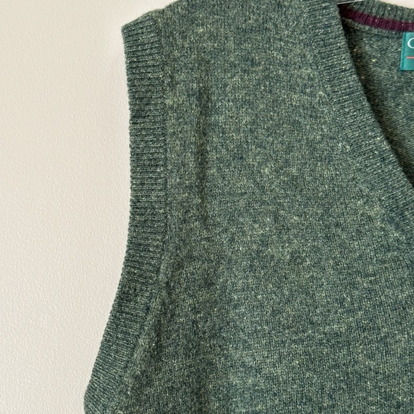 Vintage Crocodile Wool Dark Green V Neck Sweater Vest Size L Lacoste - Picture 9 of 12
